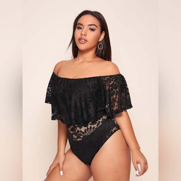 NWOT Off Shoulder Floral Lace Bodysuit - Picture 1 of 10